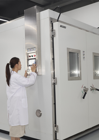 Walk-In Temperature and Humidity Testing Room